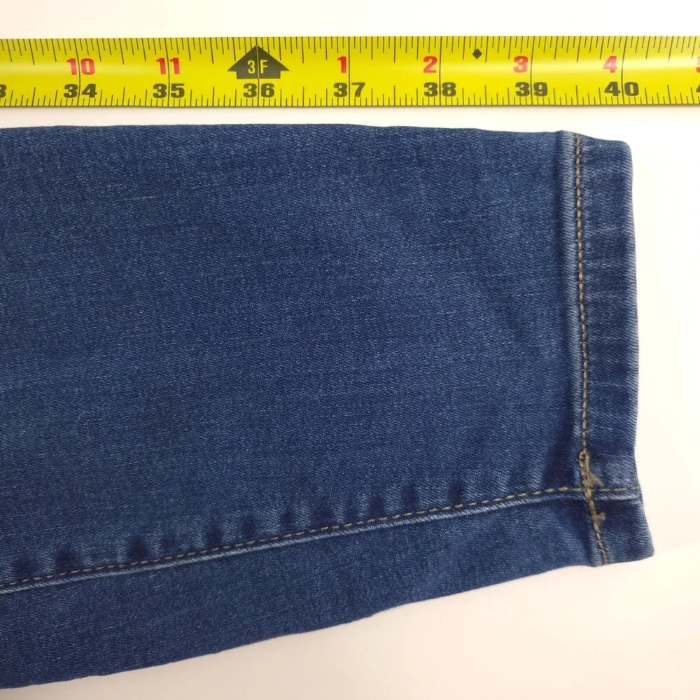 Torrid Women Jeans Midfit Super‎ Skinny 16T Blue Distressed Ripped Knee